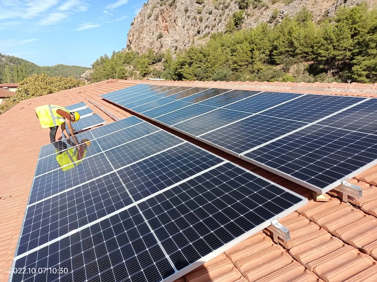 Orhaniye School rooftop solar system
